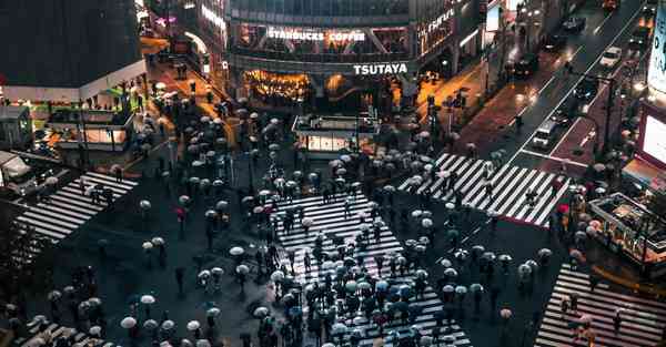 2018年国庆出生男孩取名100个，你知道孩子的名字应该怎么取？